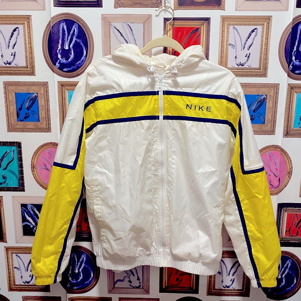 White Nike Windbreaker with Yellow stripe & Blue swoosh Size M